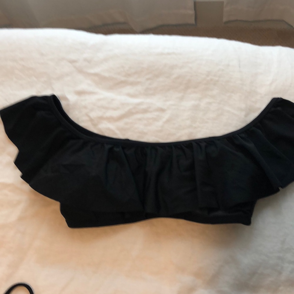 Strapless swim top